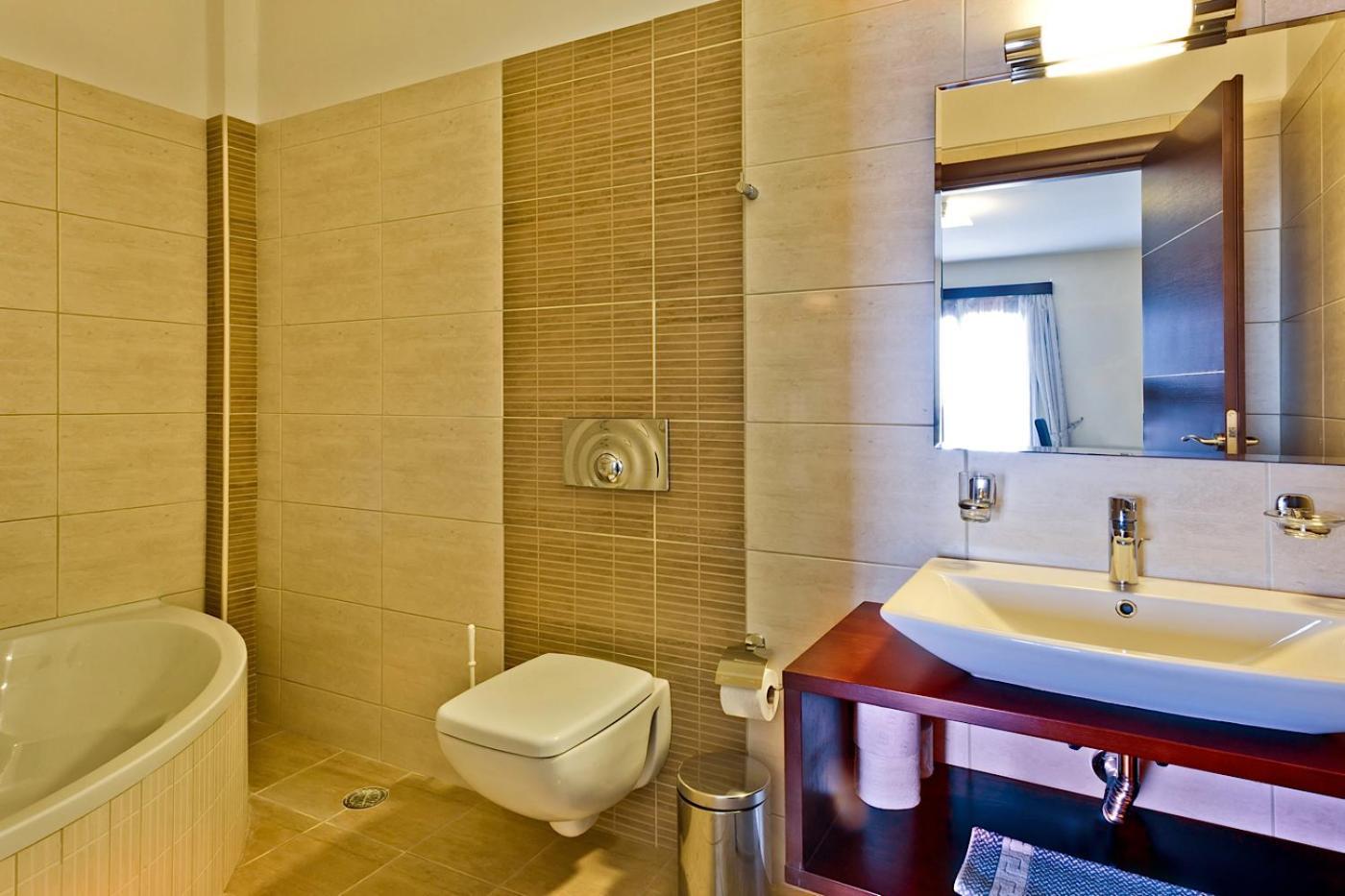 Socrates Hotel Apartments Karpathos Exterior photo